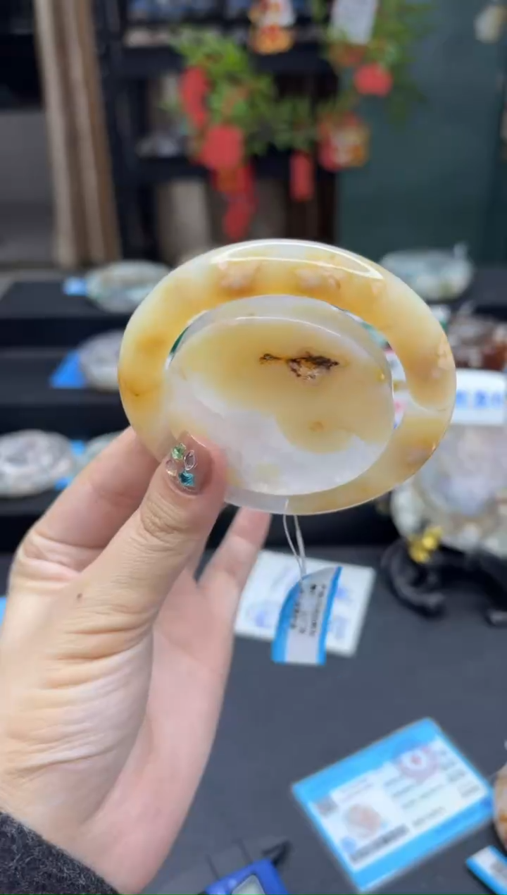 【闪购商品】石英质玉手镯未镶嵌51（56圈赠送镯心）