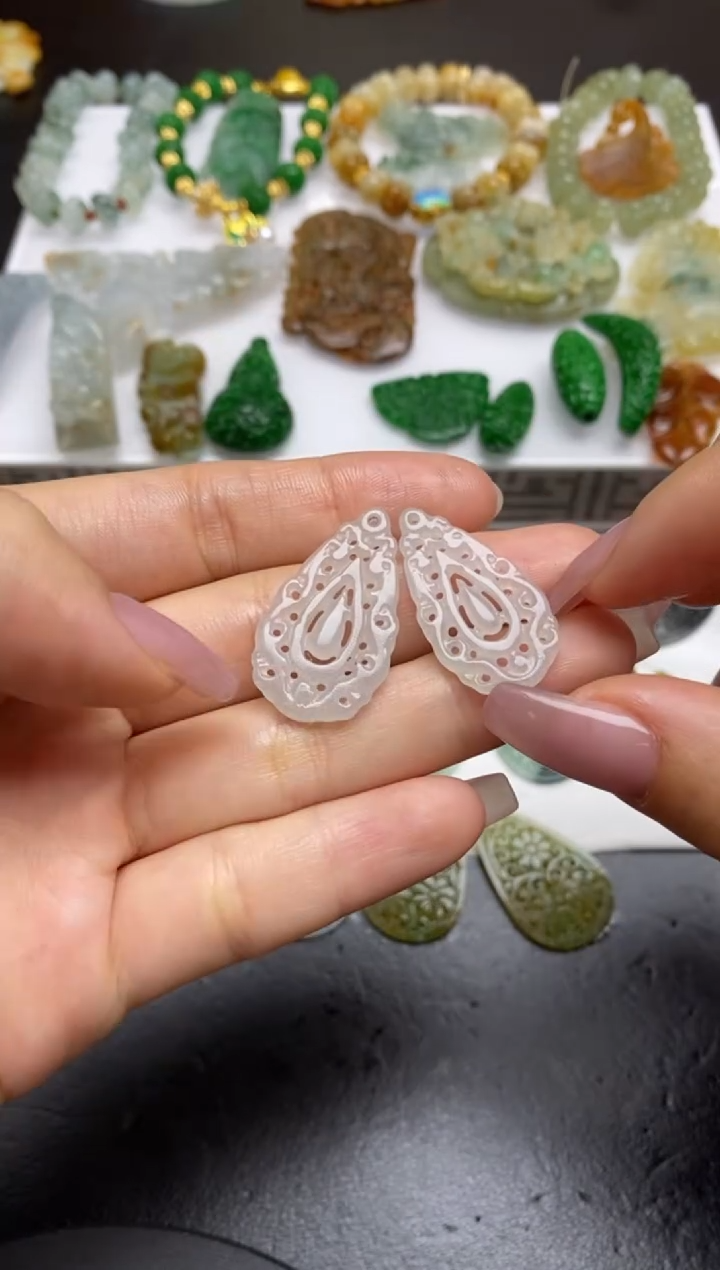 【闪购商品】定制翡翠未镶嵌翡翠毛货~