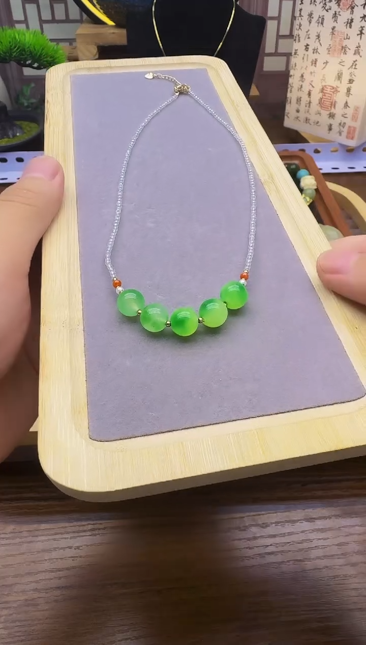 翡翠14K金镶嵌颈饰X728