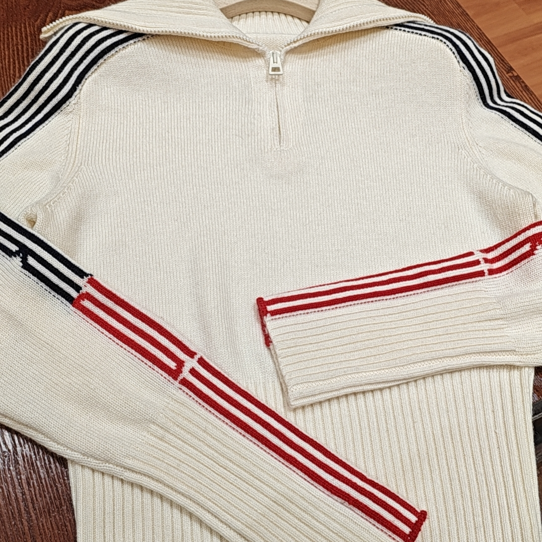 HEYU 新款时尚修身百搭高领套头竖坑条亮丝打底葱纱针织衫-2623