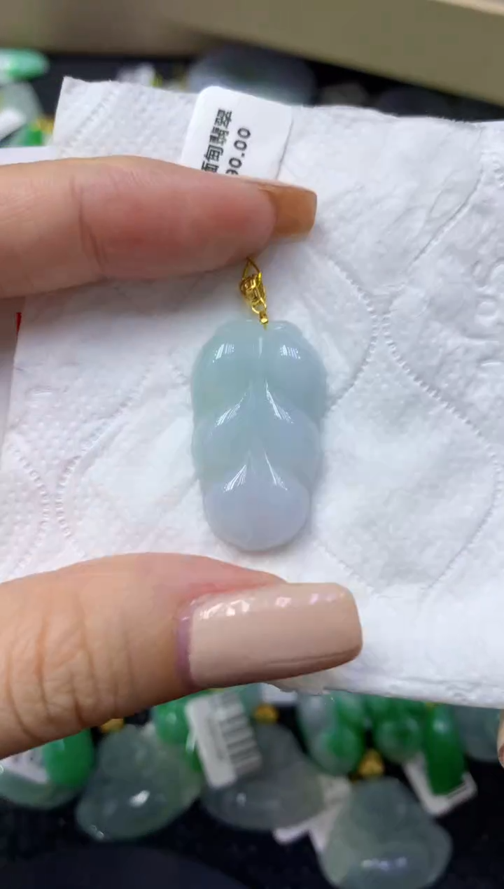 颈饰未镶嵌翡翠天然缅甸翡翠A货