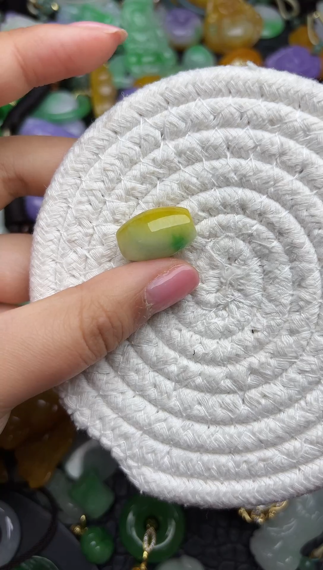 颈饰未镶嵌翡翠缅甸翡翠吊坠