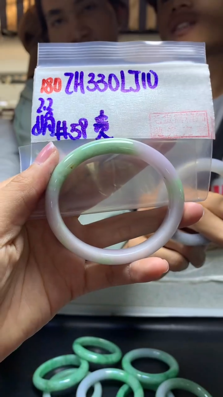 【闪购商品】定制翡翠未镶嵌180贵妃59+330元+拍一发一