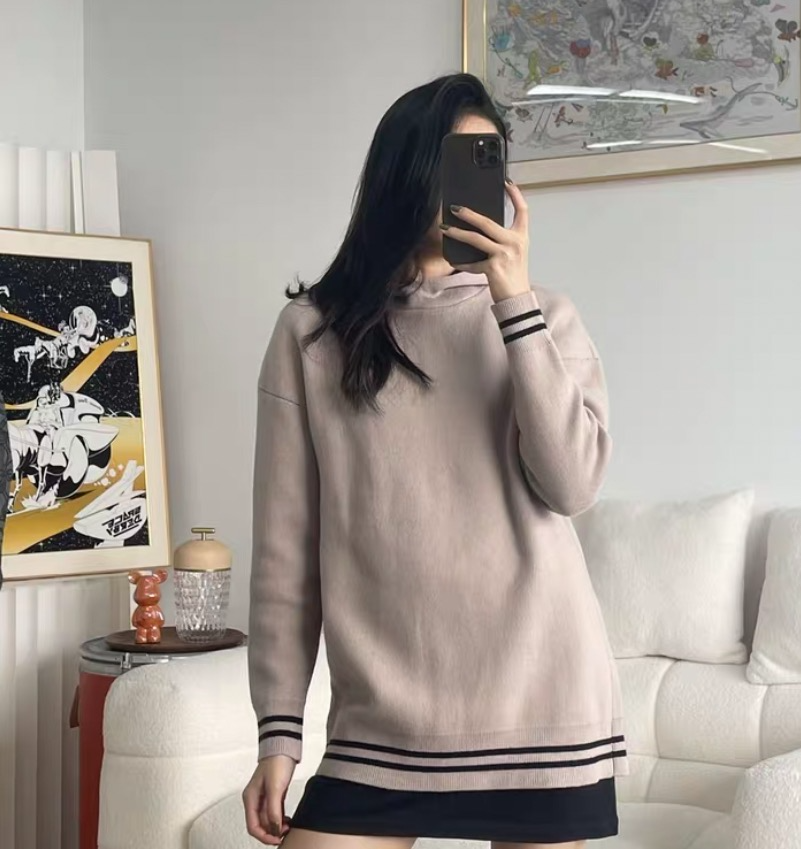 95新 DIOR/迪奥  CW0157  数字嵌花山羊绒连帽长袖针织衫  XXS码