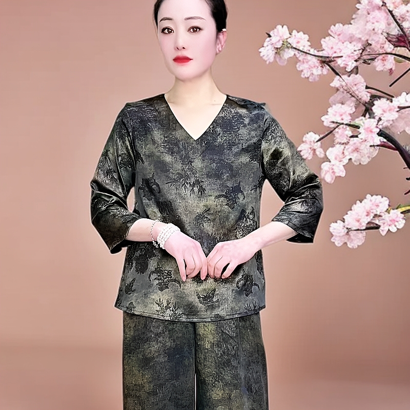 古韵V领显瘦春夏春款气质七分袖休闲小衫