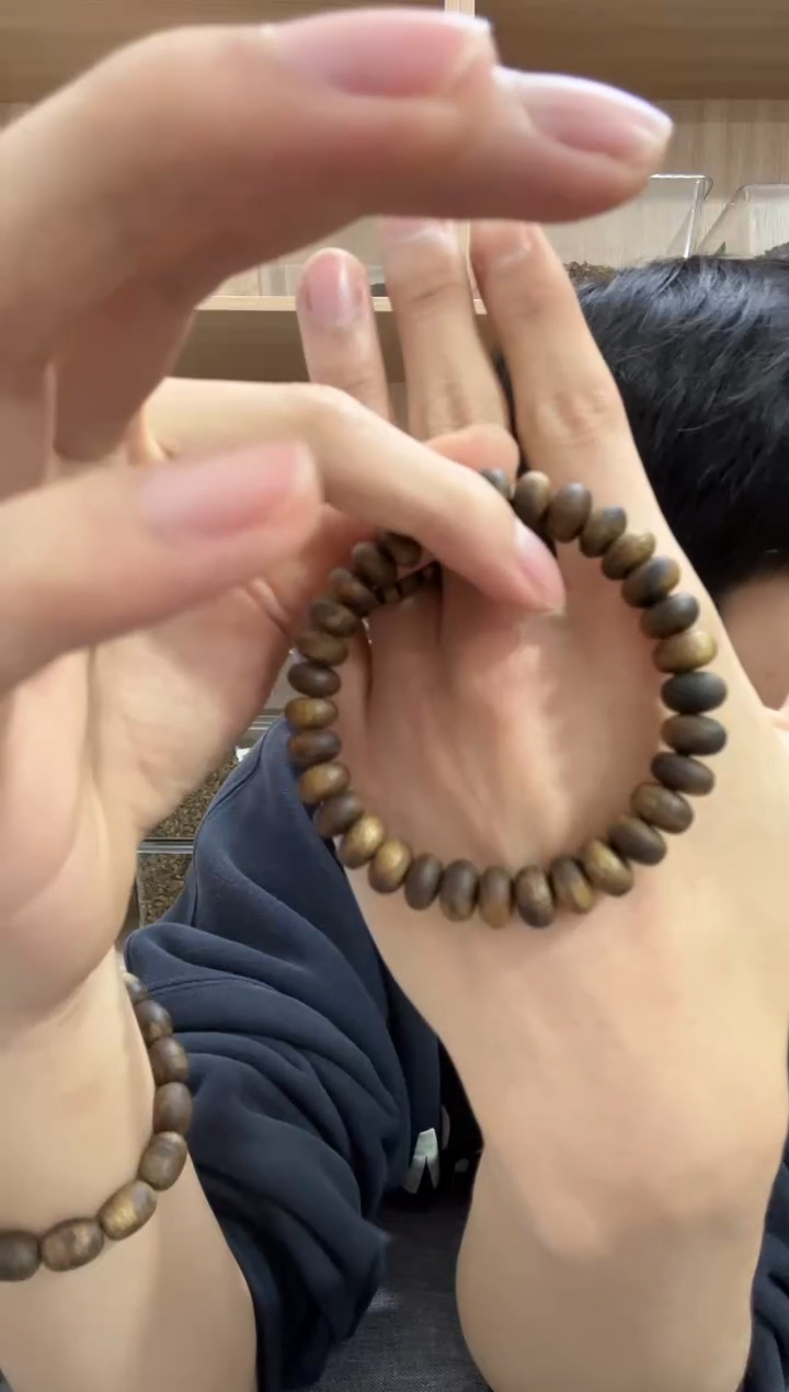 【闪购商品】沉香手串1.0算盘珠单圈8克+ 多样性发其一