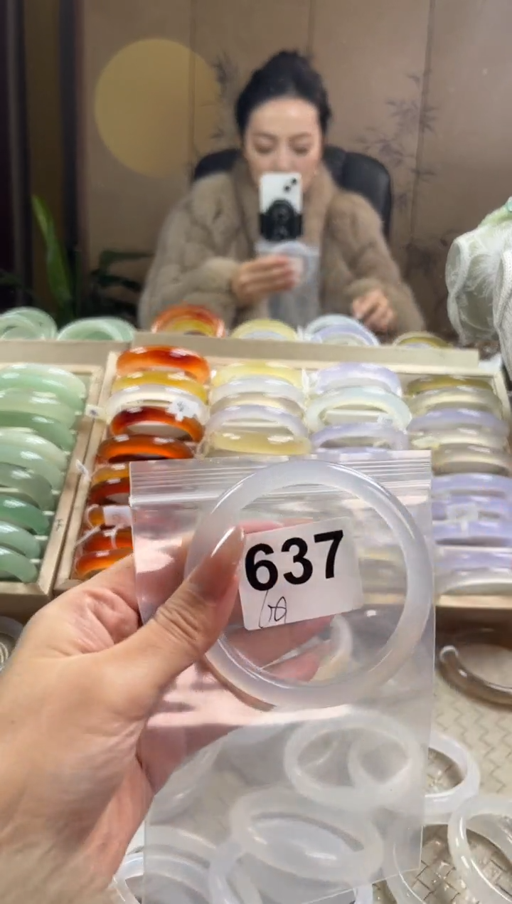 手镯玛瑙/玉髓未镶嵌637