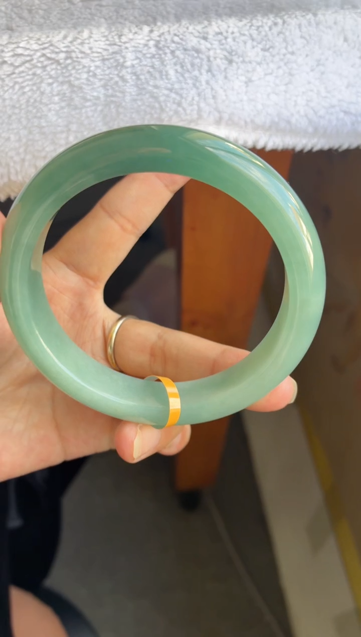 未镶嵌手镯翡翠（强推血漏）老坑冰胶海蓝绿渐变半山水60~61戴13号