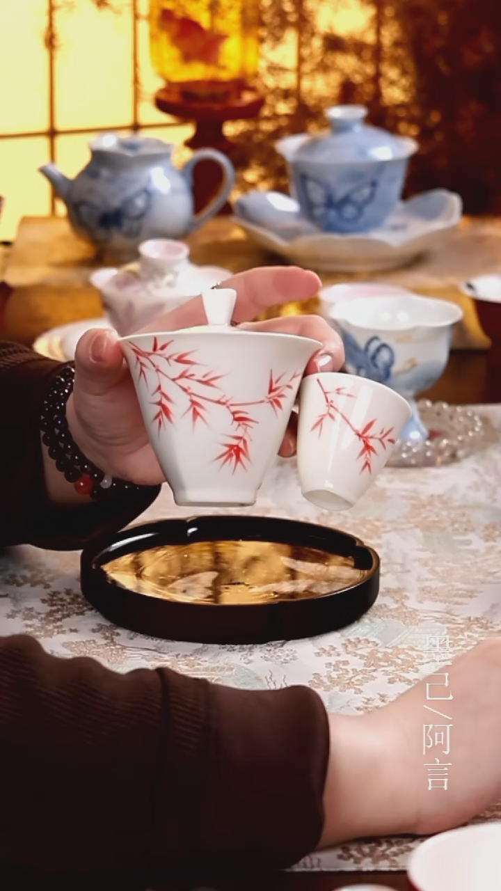 盖碗+茶杯          