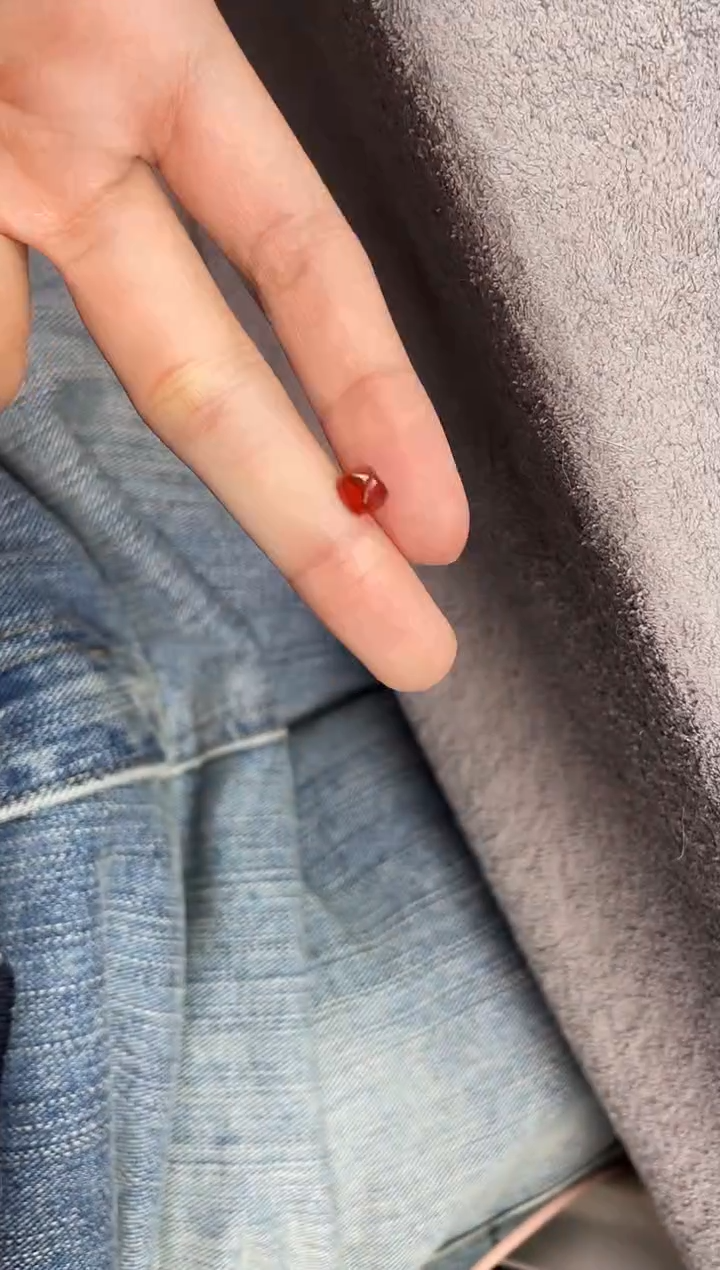 【闪购商品】石榴石（芬达石）裸石未镶嵌1.69ct   