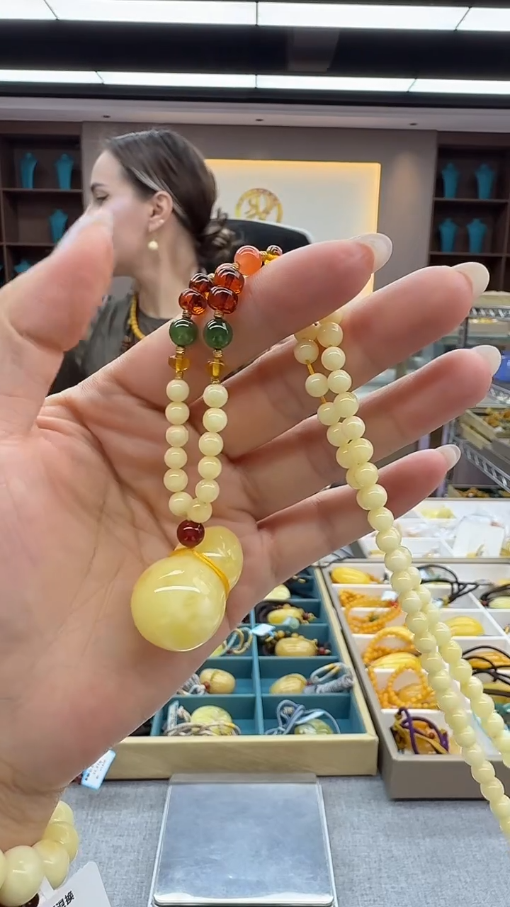 琥珀颈饰未镶嵌84秒拍号 假一罚三 