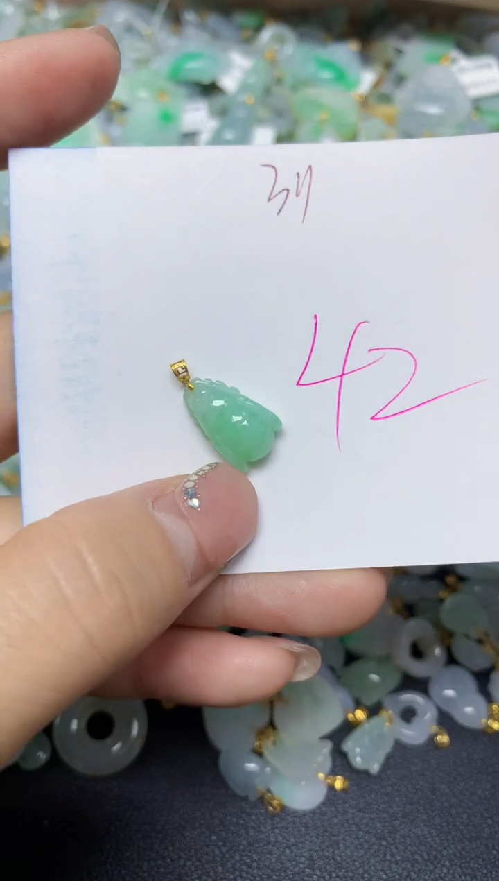 【闪购商品】翡翠挂件18K金镶嵌 天然翡翠A货