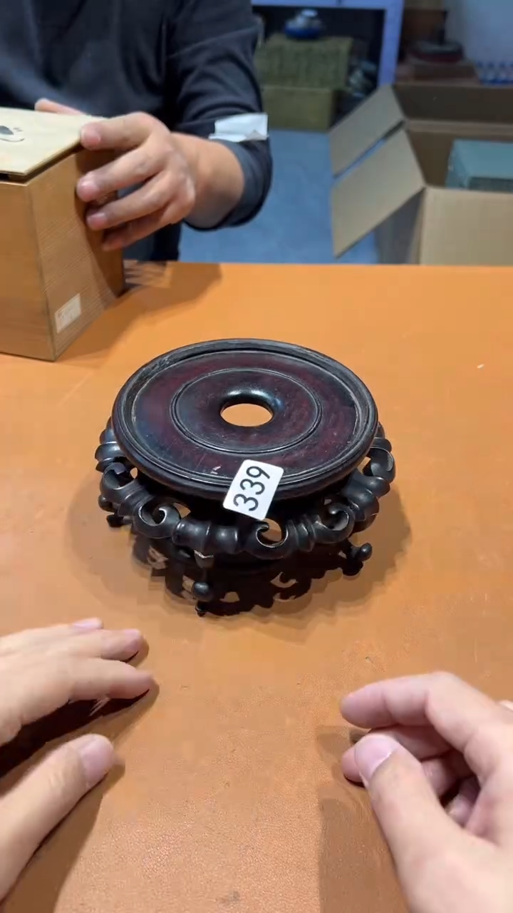 其他陶大*阿达西日瓷摆件339