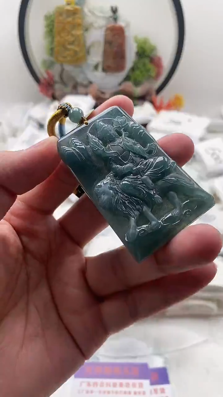颈饰未镶嵌翡翠文殊