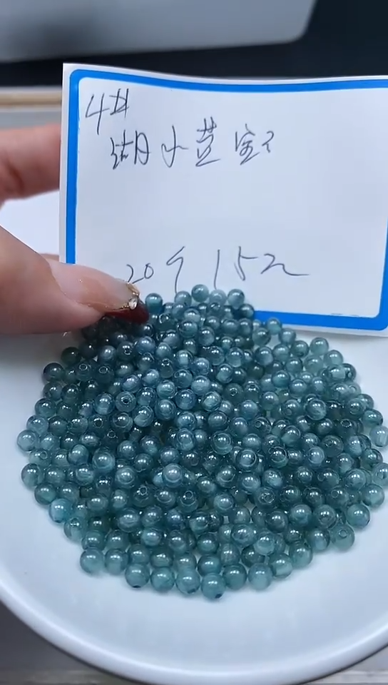 裸石未镶嵌红宝石D510 湖水蓝宝石4mm20个15元