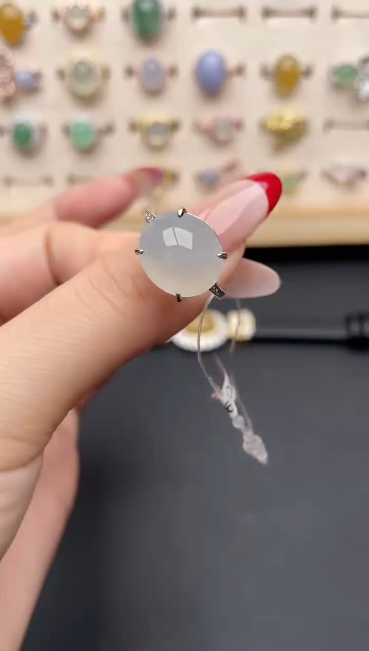 【闪购商品】翡翠戒指银S925镶嵌一物一证一礼盒