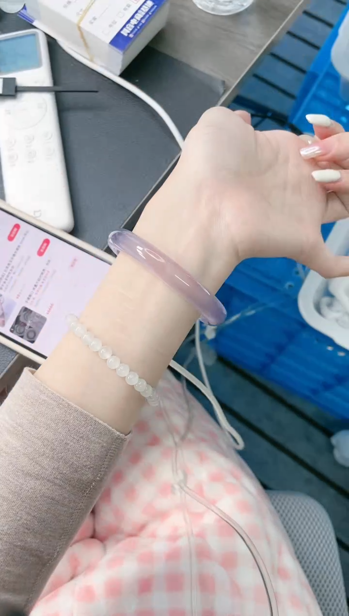 【闪购商品】石英质玉手镯未镶嵌13J40-60