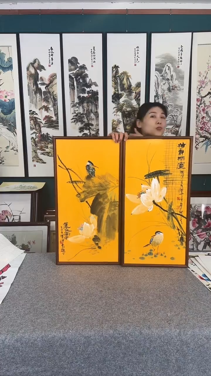 国画荷花实木装裱一对35*68