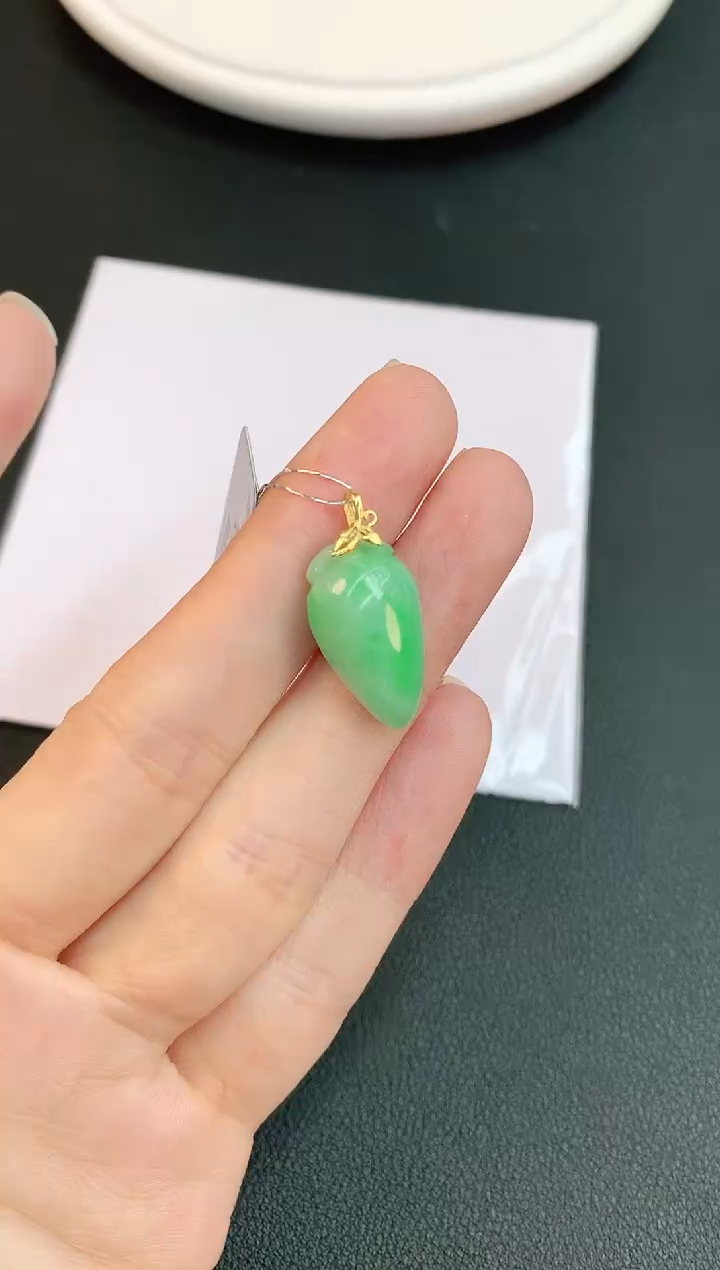 【闪购商品】翡翠颈饰18K金镶嵌赠礼盒证书 小君