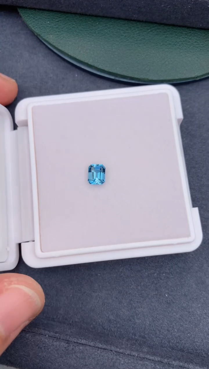 【闪购商品】海蓝宝石裸石未镶嵌80分海蓝宝石