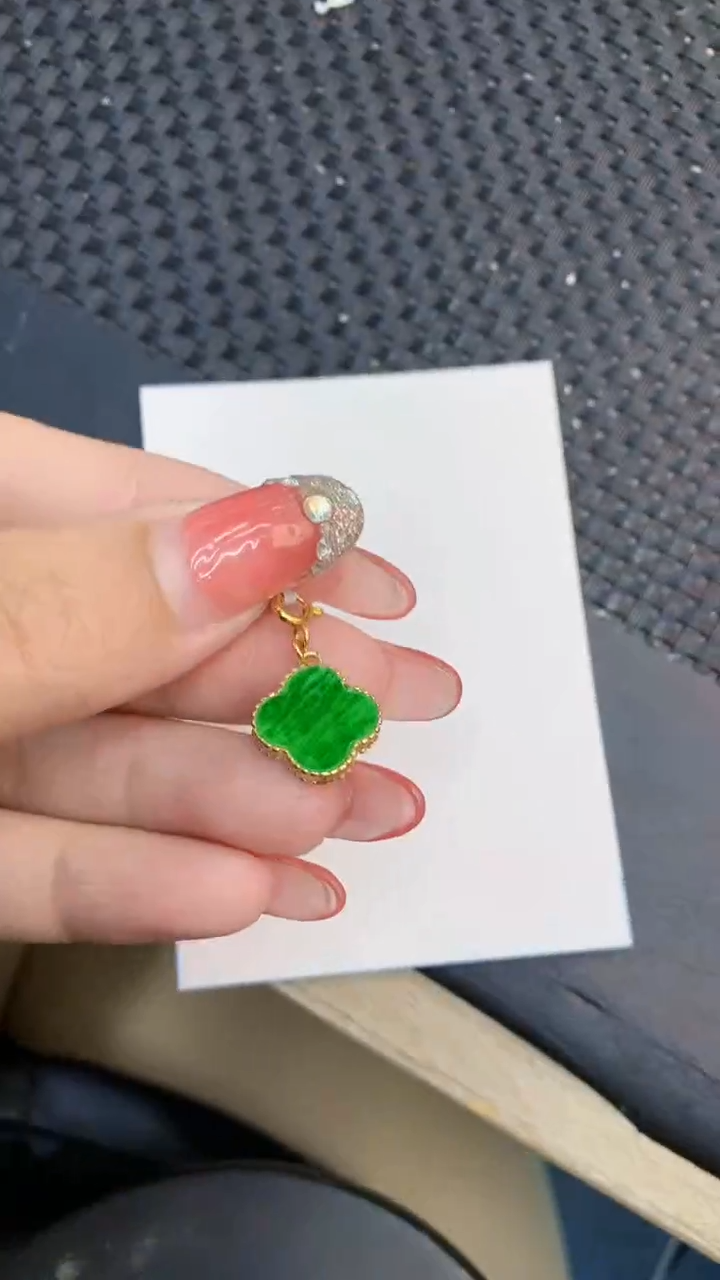 颈饰未镶嵌翡翠1