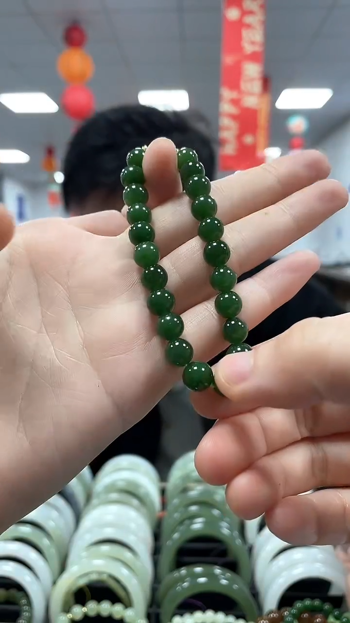 【闪购商品】未镶嵌和田玉手链高品碧玉卡8手串一条