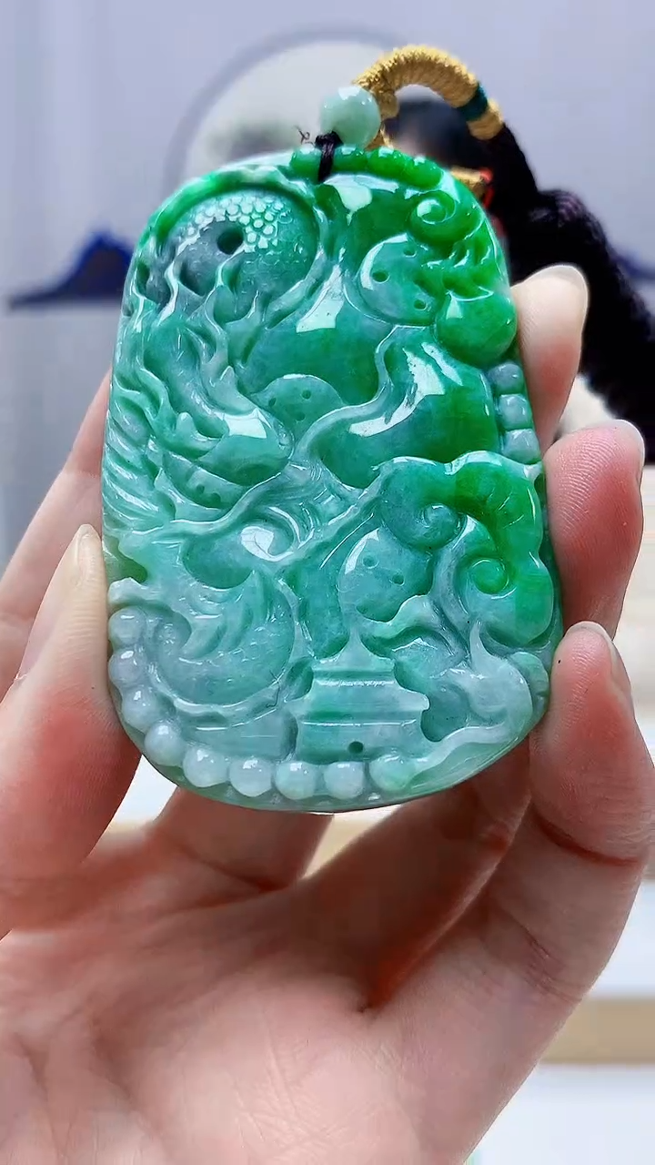 未镶嵌定制翡翠4852zm-毛货挂件60龙牌