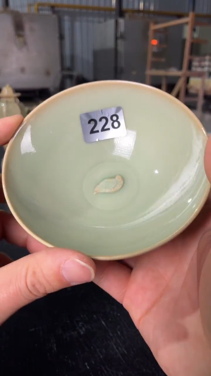 耀州窑仰山天青小碗微瑕228