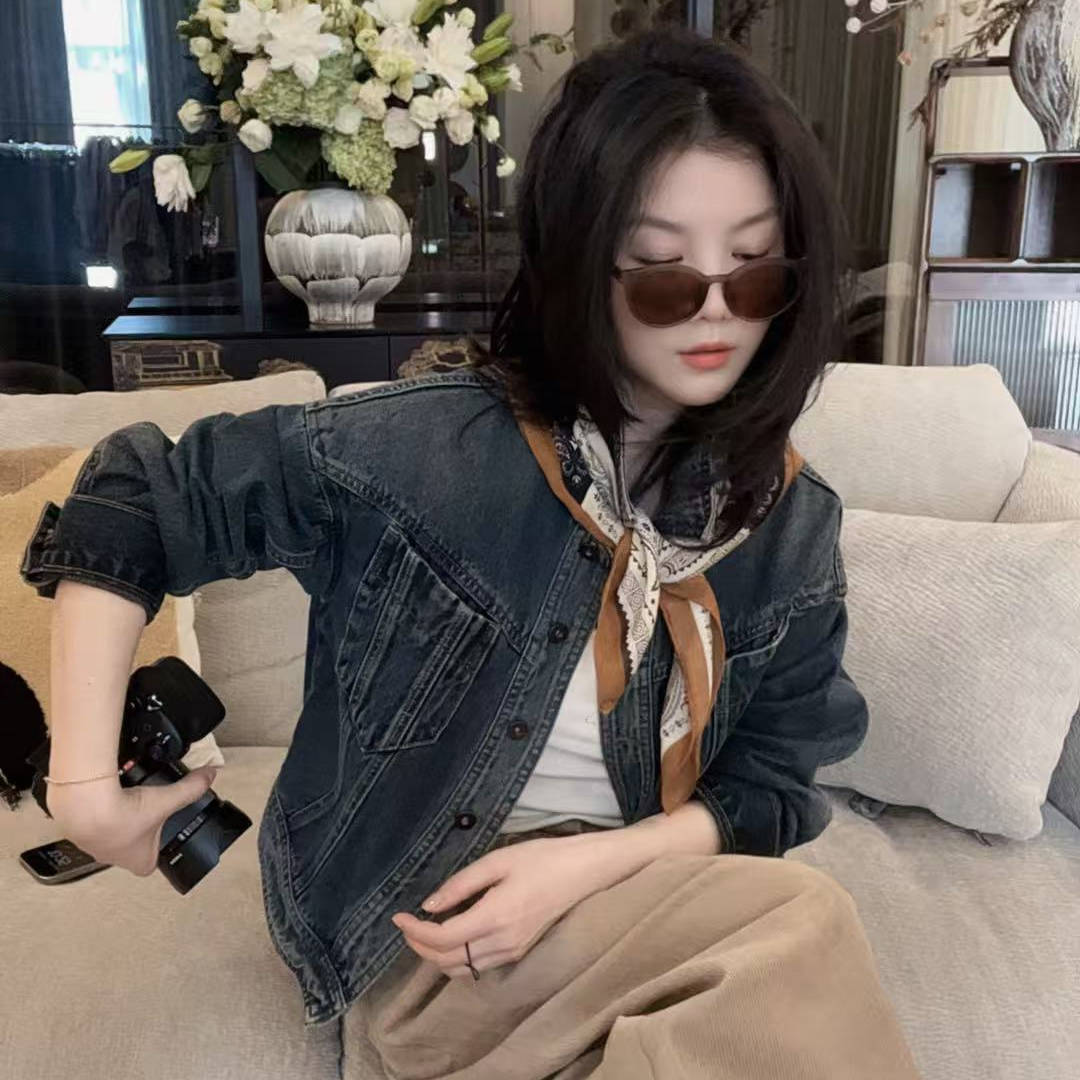 【悦悦专属】早秋上新翻领复古机车短款牛仔外套Y831