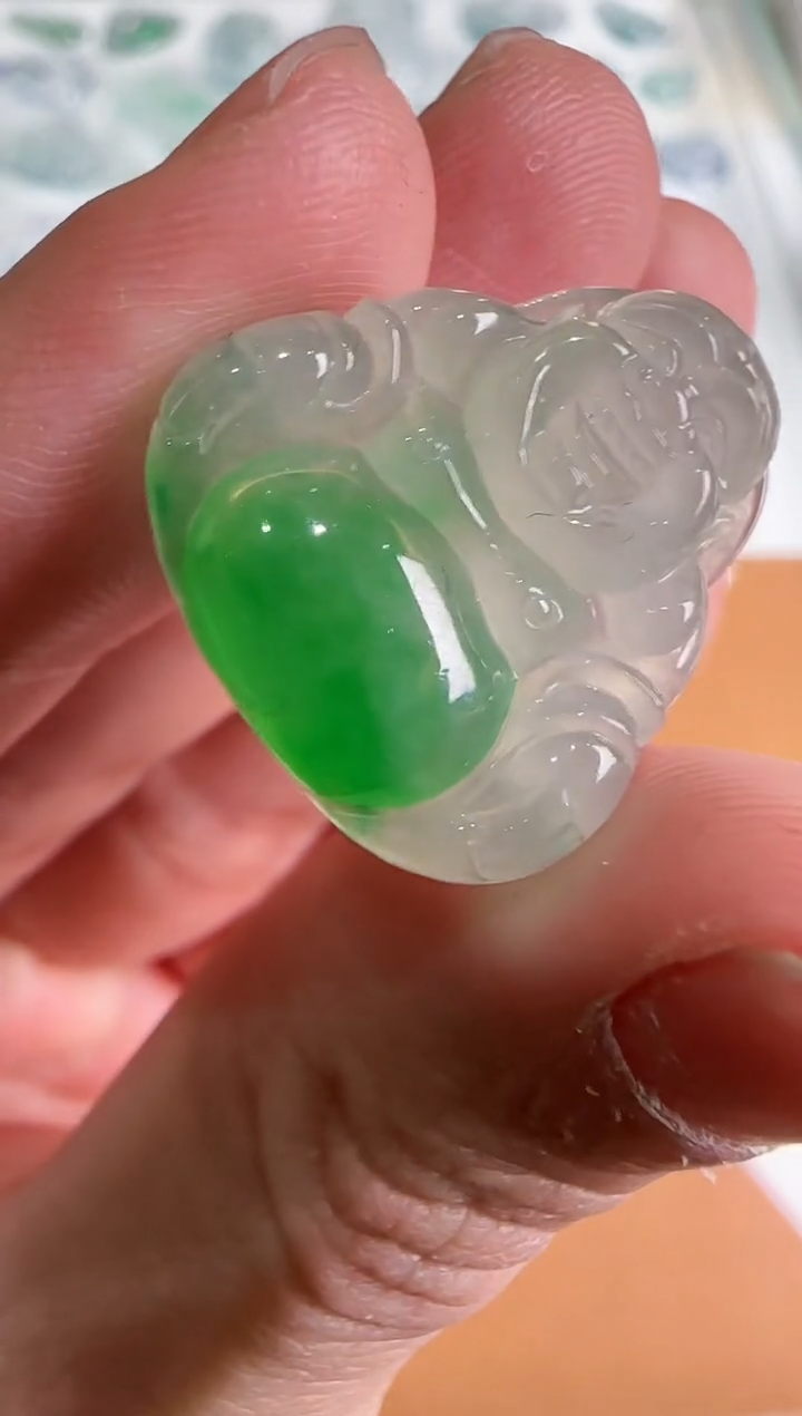 【闪购商品】翡翠吊坠(不含链)未镶嵌··