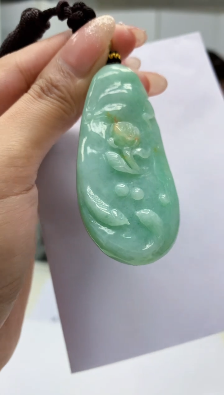 【闪购商品】定制翡翠未镶嵌5152MM-毛货挂件88