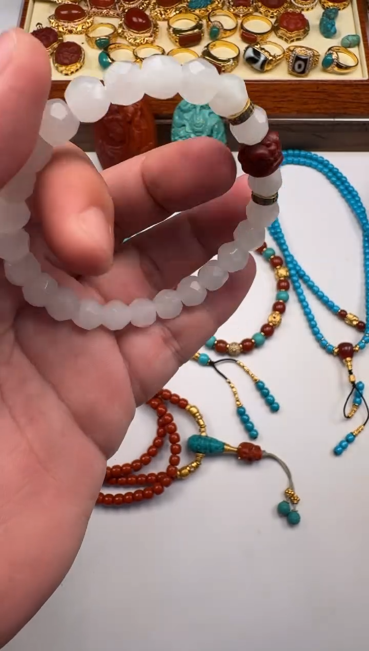 18K金镶嵌南红玛瑙挂件知*~手串手串