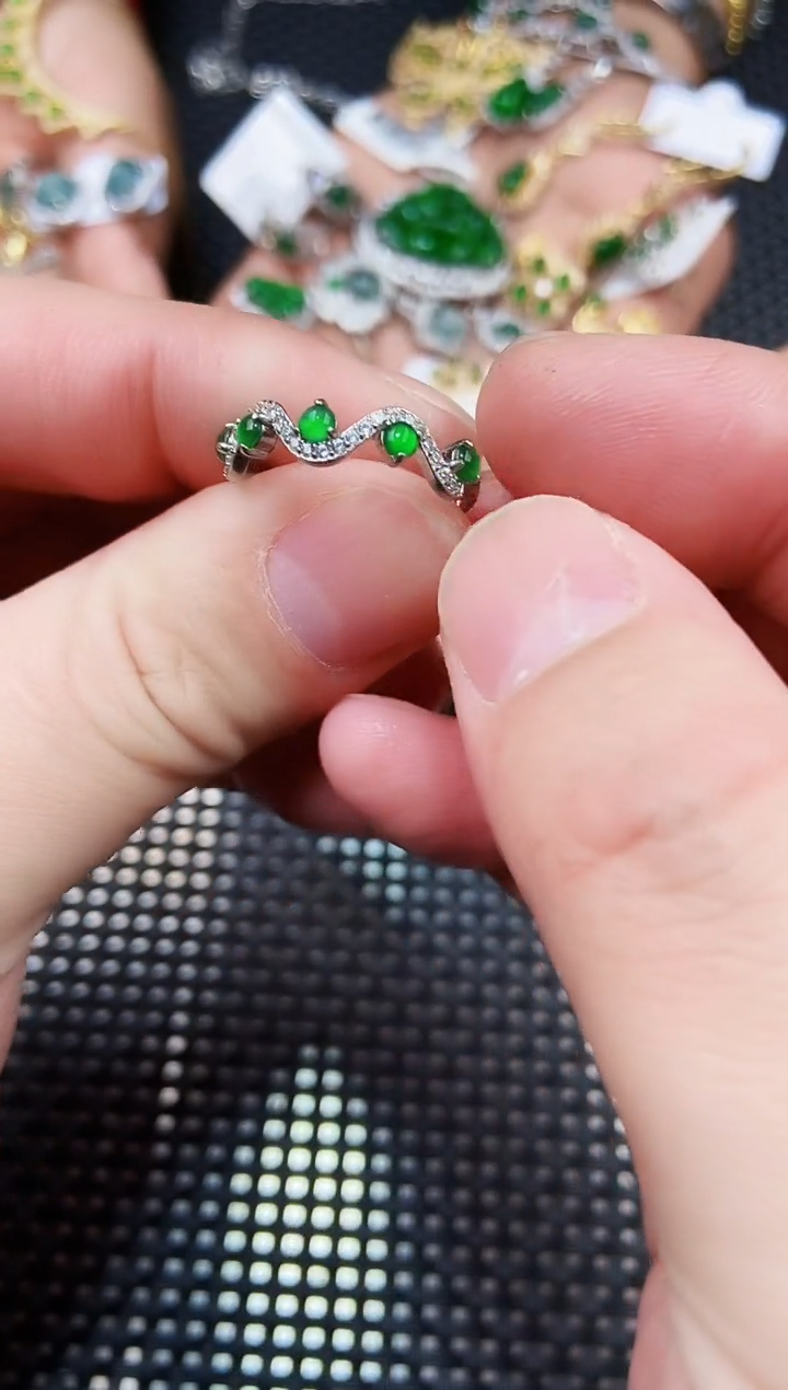 【闪购商品】翡翠戒指未镶嵌111111111
