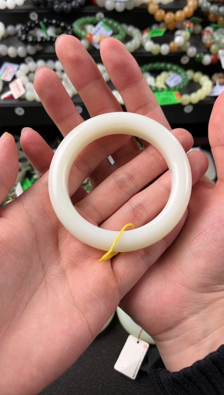 【闪购商品】和田玉手镯未镶嵌且末天泰白玉手镯微色差