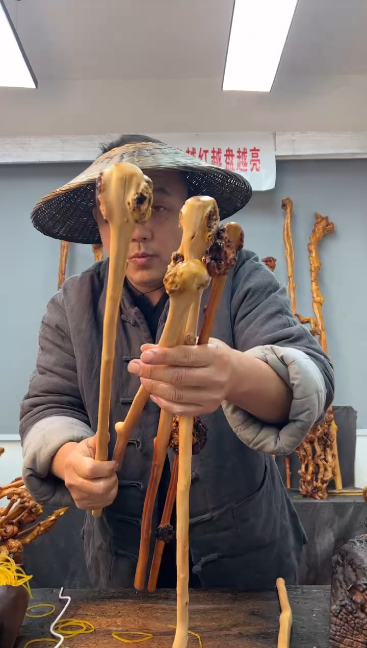 【闪购商品】黑果木其他黑果木395