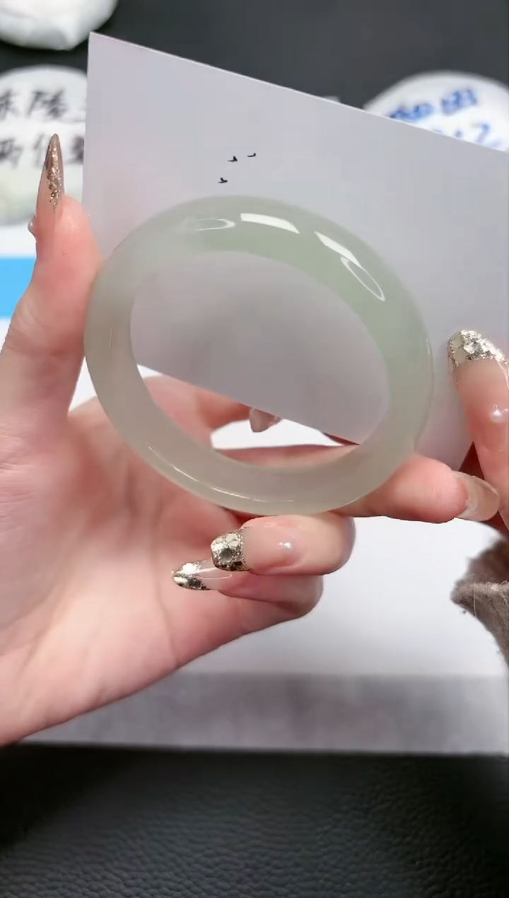 【闪购商品】石英质玉手镯未镶嵌165-54.1