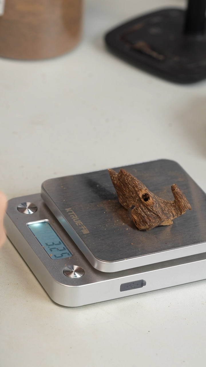 沉香沉香碎屑广东料 3.2g