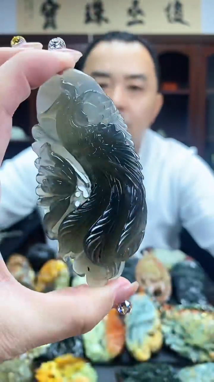 【闪购商品】蛇纹石玉吊坠未镶嵌·