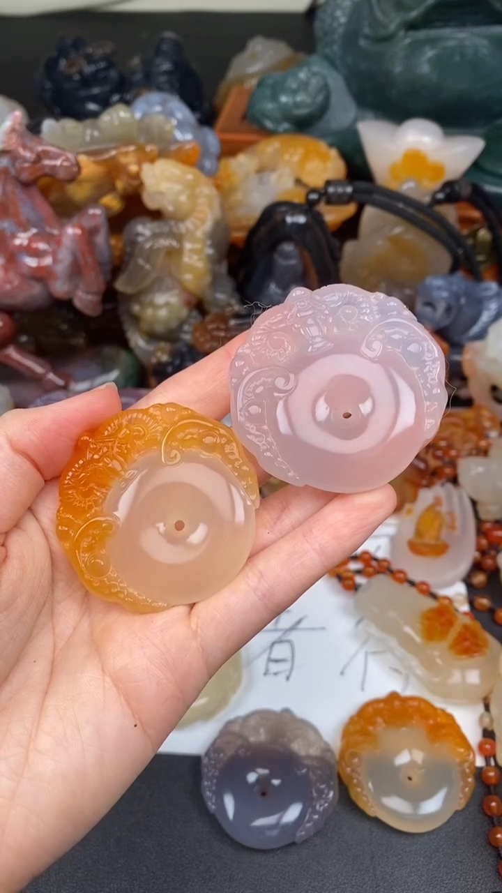 未镶嵌颈饰玛瑙/玉髓甄*AA