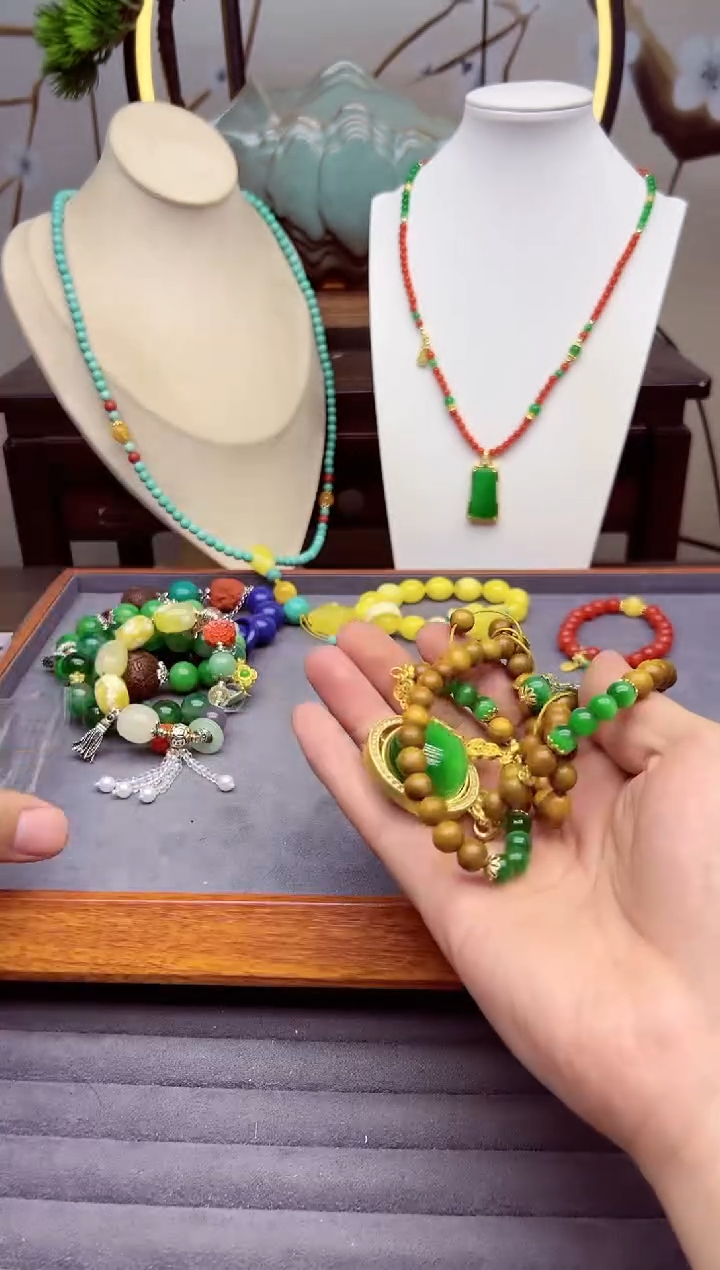 【闪购商品】发晶颈饰14K金镶嵌X805`````