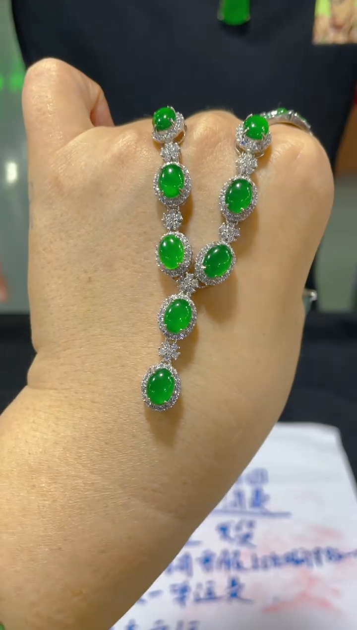 定制翡翠未镶嵌天然A货翡翠（多样性发货拍一件发件）