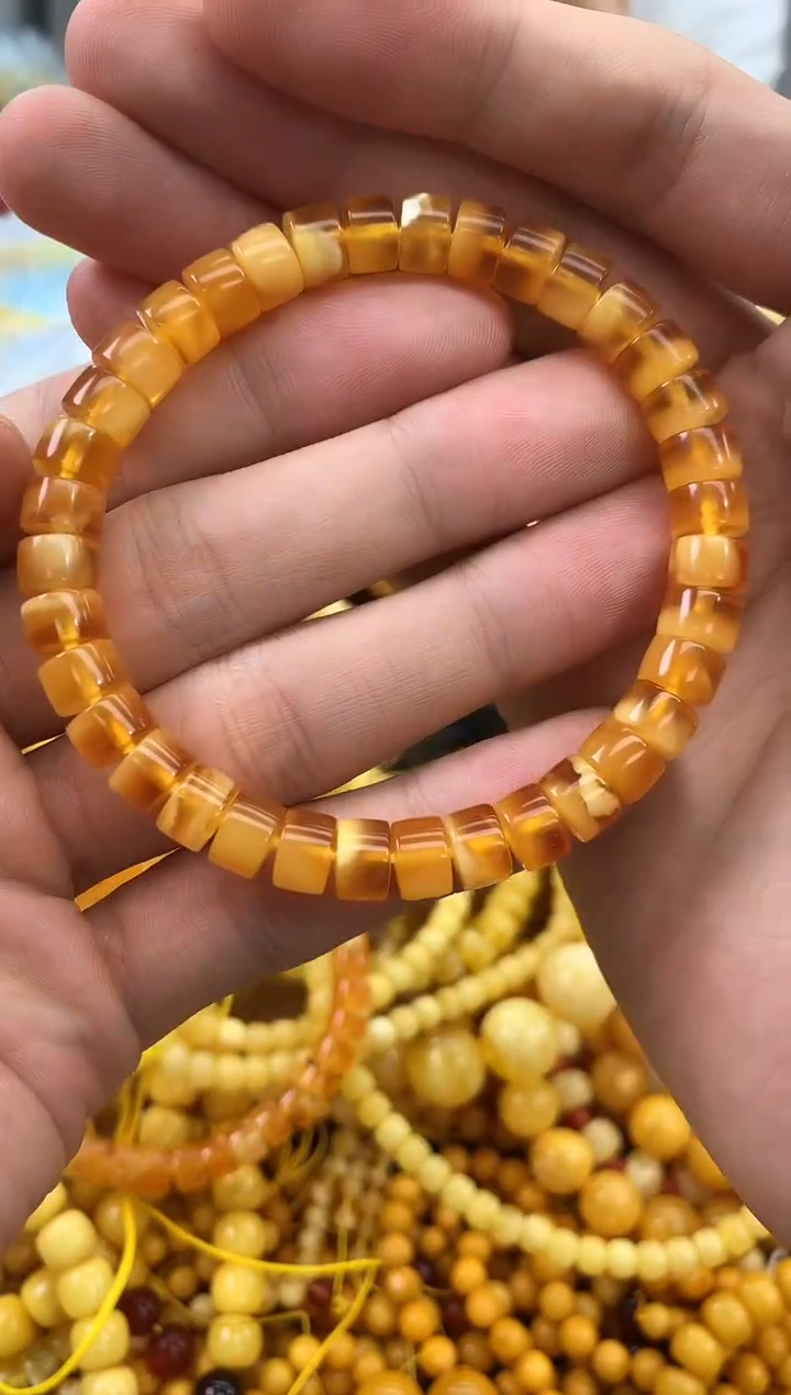 裸石蜜蜡未镶嵌手串