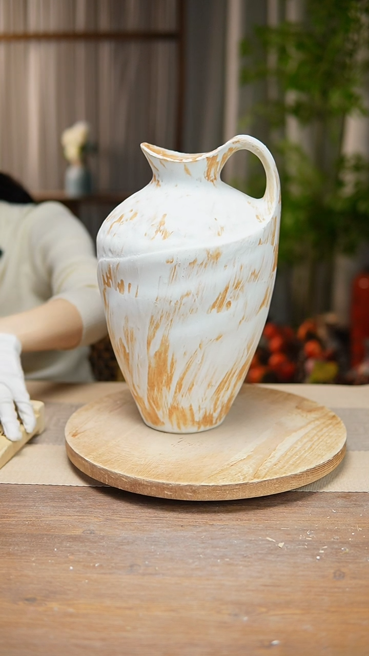 【闪购商品】陶瓷 花器诧寂黄奶壶
