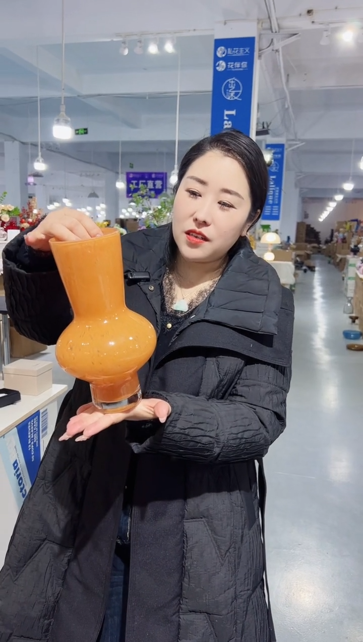 【闪购商品】玻璃DD-花伴你花瓶-4A97