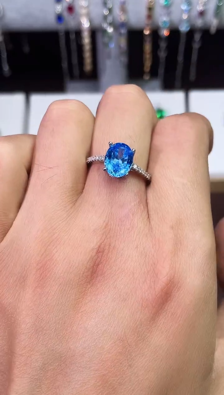 足铂镶嵌合成（培育）蓝宝石戒指/指环海蓝戒指