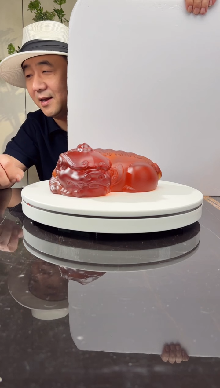 摆件璨石美学蜜蜡卧福貔貅艺术琉璃摆件