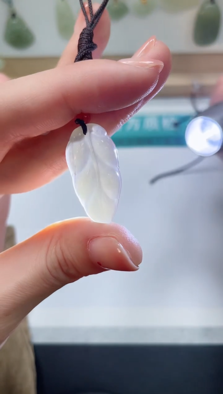 【闪购商品】和田玉颈饰未镶嵌000