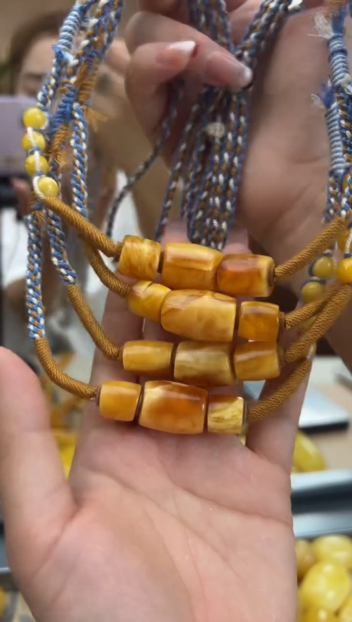 【闪购商品】琥珀裸石未镶嵌蜜蜡锁骨链多样性发一条