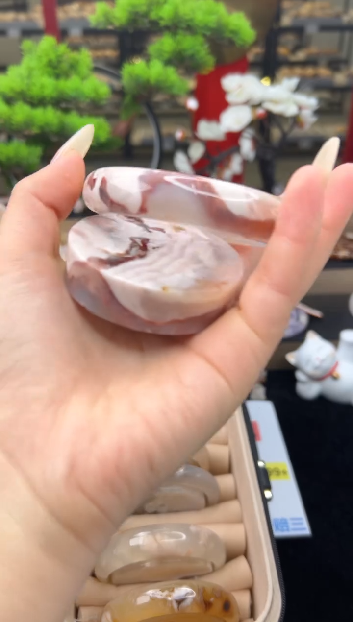 【闪购商品】石英质玉手镯未镶嵌64圈口（赠送镯心）11625