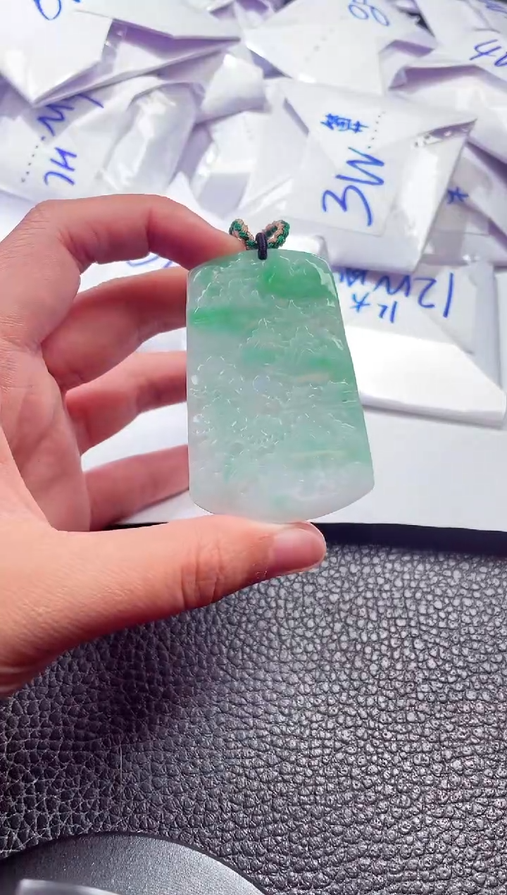 颈饰未镶嵌翡翠00007917